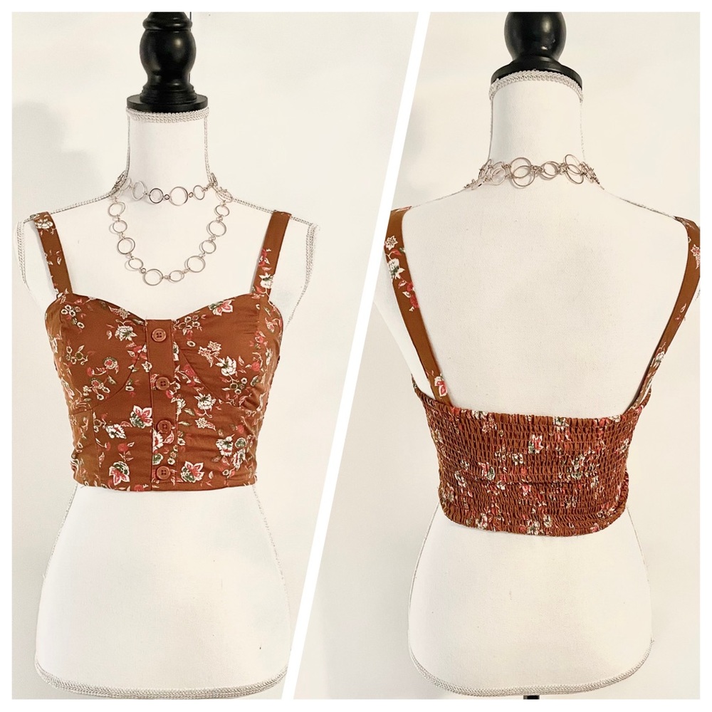 NWT B.O.G Collective Floral Crop Tank Top